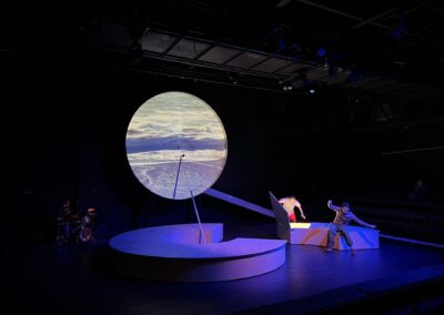 WOCHE-WOCHE von Lara Schützsack [2024]